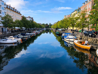 canals with boats