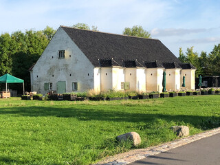 Obraz premium barn in pasture