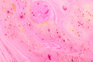 Beautiful and emotional art with colors and liquids.