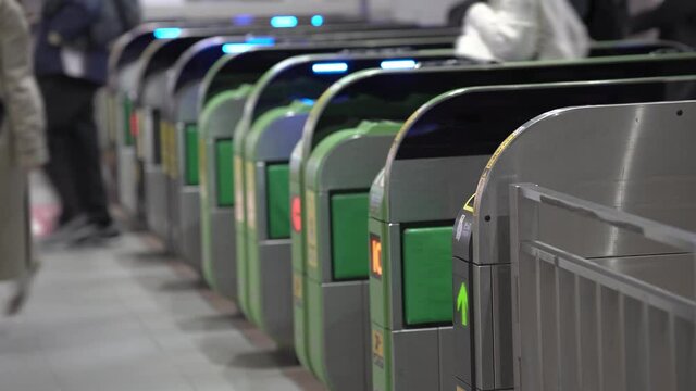 自動改札