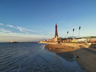Obraz na płótnie Canvas Blackpool beach and tower
