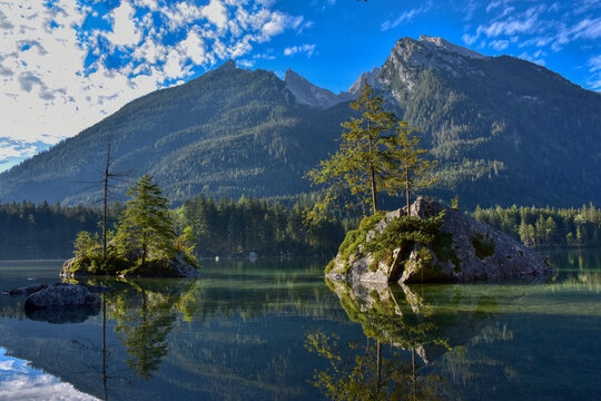 See, Hintersee, Ramsau, Berchtesgaden, Berchtesgadener Land, Malerwinkel, Ferchensee, Forchensee, Ramsauer Ache, Hochkalter,  Oberbayern, Wasser, Spiegelglatt, Spiegelbild, spiegeln, Oberfl&auml;che,  Somm