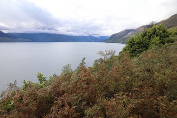 Fototapeta na wymiar Lake Wakatipu / Lake Wakatipu