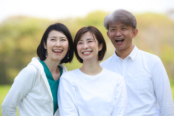 Fototapeta premium 笑顔の親子
