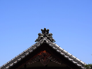 Fototapeta na wymiar 日本家屋の瓦屋根