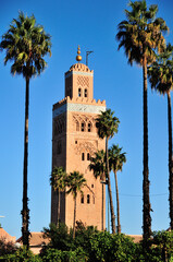 Fototapeta na wymiar モロッコ、クトゥビアの塔