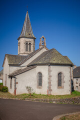 Fototapeta na wymiar église de Lugarde, Auvergne