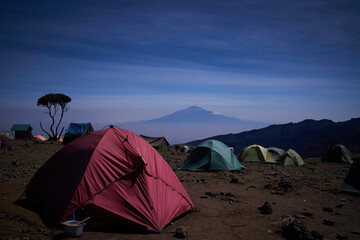 キリマンジャロ、シラーケイブテントサイト