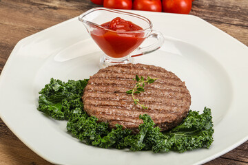 Grilled beef cutlet for burger