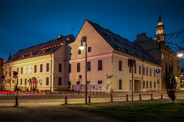 Fototapeta na wymiar budynek Archiwum Państwowego na Starym Mieście w Opolu