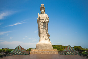 Obraz premium statue of the sea god, mazu at nangan island, matsu, taiwan