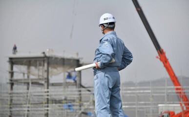ビル・マンション工事の現場監督
