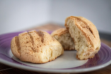 Melonpan on a plate