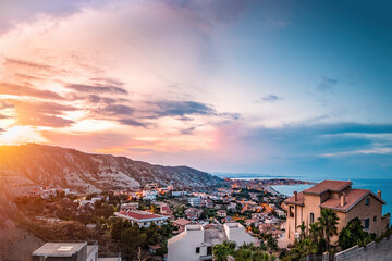 Fototapeta premium sunset over the city