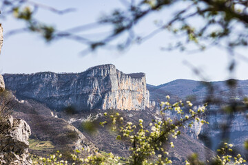 Vue sur les gorges de la Bourne depuis à Pont-en-Royans (Auvergne-Rhône-Alpes, France)