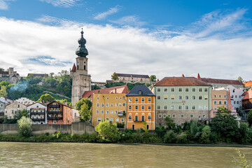 Obraz premium Burghausen an der Salzach im Sommer
