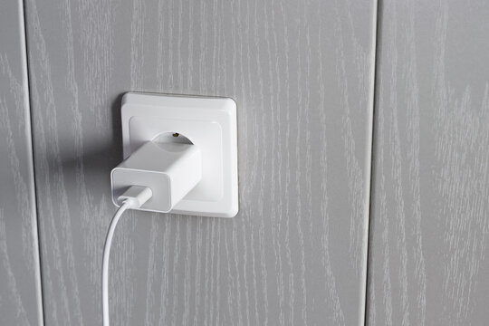 Wall Outlet Usb Images – Browse 4,231 Stock Photos, Vectors, and Video |  Adobe Stock