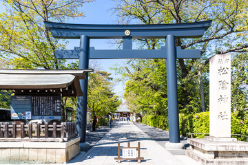 (東京都ｰ風景)青空と松陰神社の鳥居１