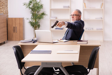 Old male employer in bankruptcy concept