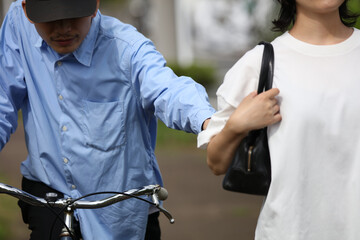 ひったくり　イメージ