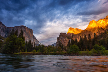 Gates of the Valley in Yosemite National Park