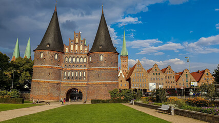 Fototapeta na wymiar Holsten Gate, Lübeck, Germany
