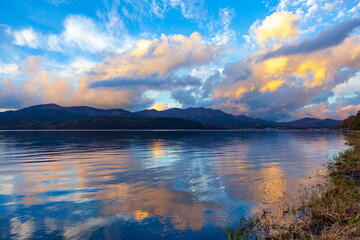 山中湖畔の夕景　山梨県南都留郡山中湖村にて