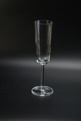 Empty glass for vine or water