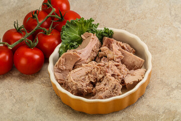 Canned tuna fillet in the bowl