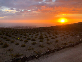 ギリシャ・サントリーニ島の風景・朝焼け