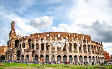 イタリアローマ、古代ローマ建築の傑作 世界遺産コロッセオ