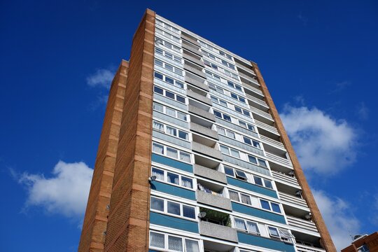 High rise apartment building at Munden View, Garsmouth Way, Watford