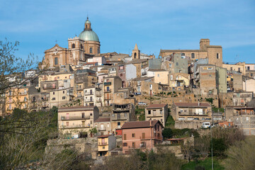 Fototapeta na wymiar Vista del pueblo de Piazza Armerina en la isla de Sicilia, Italia