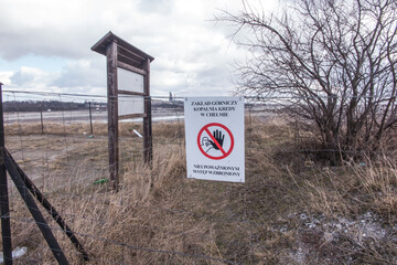Prohibition sign with the inscription "Mining plant, chalk mine in Chełm. No entry allowed to unauthorized"