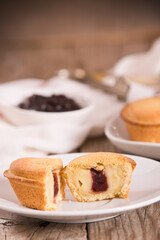 Pasticciotto cake