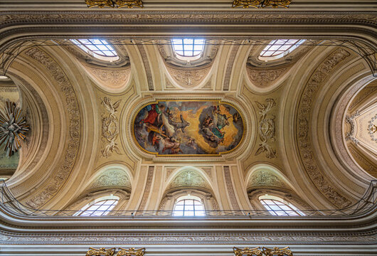 Interior sight in the Chiesa delle Santissime Stimmate di San Francesco. Rome, Italy.