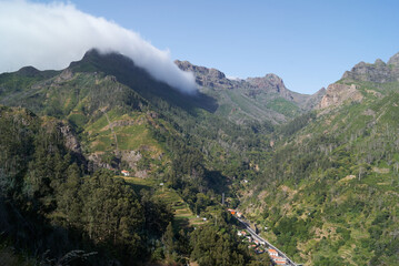 Fototapeta premium mountain peaks with clouds in serra de água, madeira island