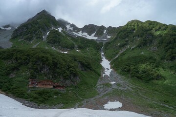 涸沢から望む北穂高岳