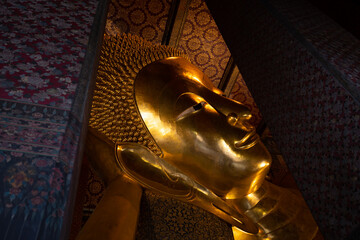 Buddha statue Wat Pho bangkok thailand
