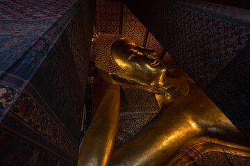 Buddha statue Wat Pho bangkok thailand