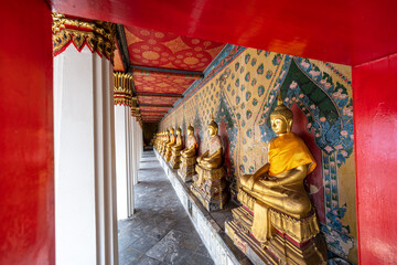 Buddha statue Wat Arun bangkok thailand