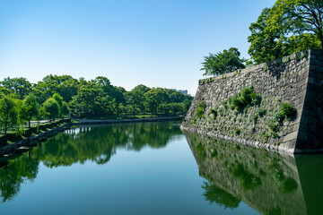 Fototapeta na wymiar 新緑の時期の大阪