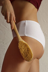 Dry brush massage. Body care at home