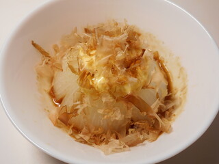 まるごと新玉ねぎのスープ煮