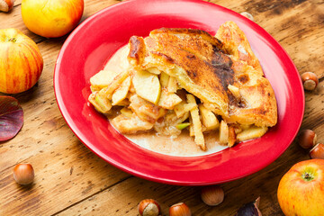 Homemade apple pie