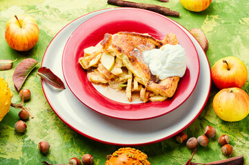Piece of apple pie