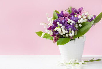 Spring flowers bouquet on pink background ..Wedding, 8 march, mother's day, women's day, birthday, greeting cards template, copy space.Floral background, spring flowers empty board