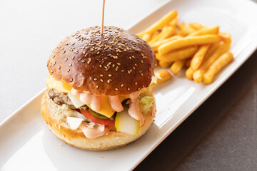 delicious hamburgers and chips