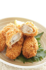Japanese style fried breadcrumbs and oysters 