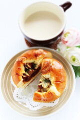 Beef stew and cheese bun food breakfast 